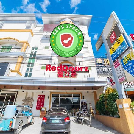 Reddoorz Premium @ Korea Town Angeles City Εξωτερικό φωτογραφία