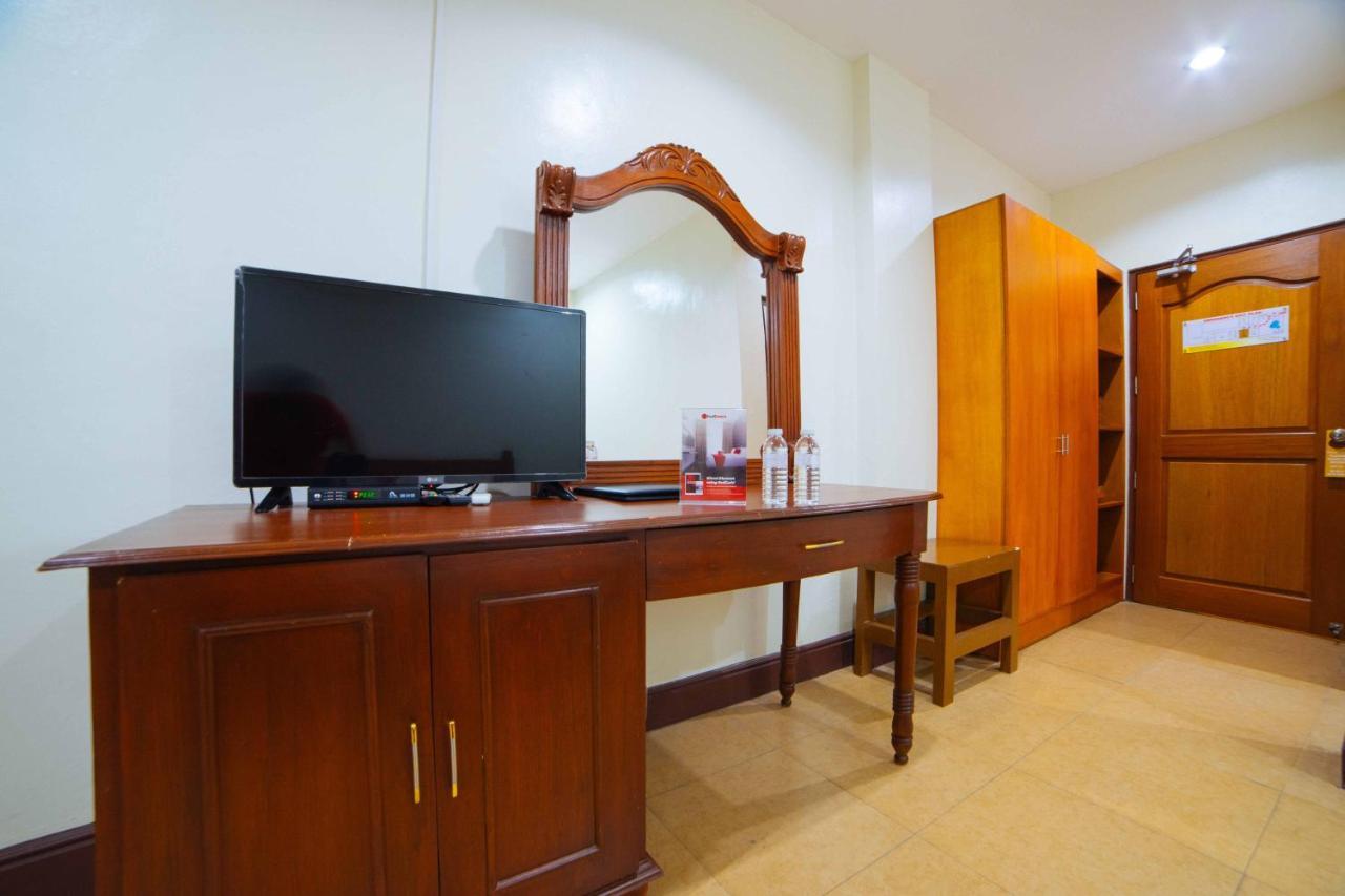 Reddoorz Premium @ Korea Town Angeles City Εξωτερικό φωτογραφία